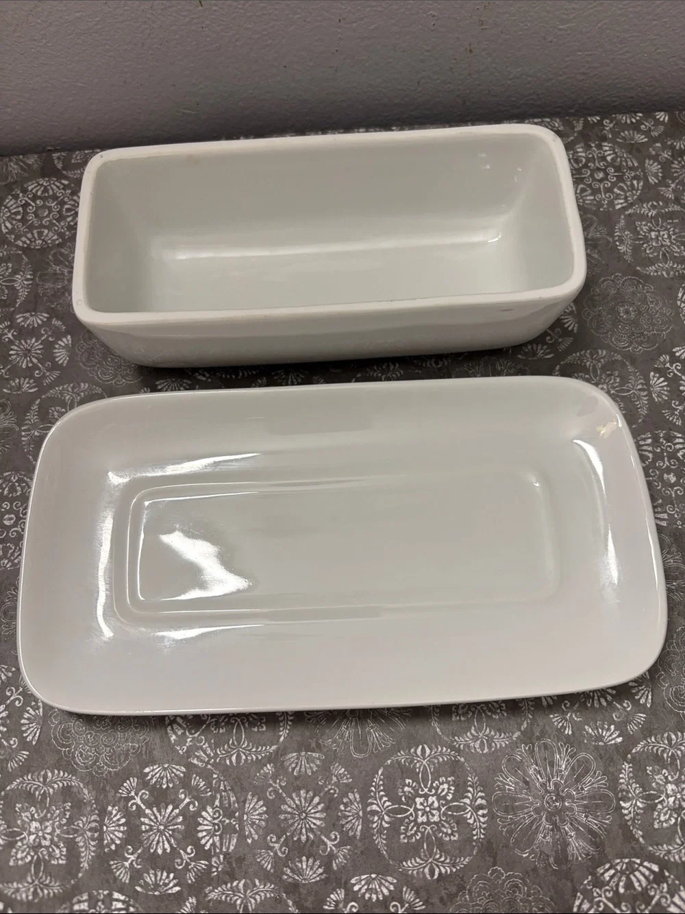 White Ceramic Butter Dish - Classic Covered Butter Keeper